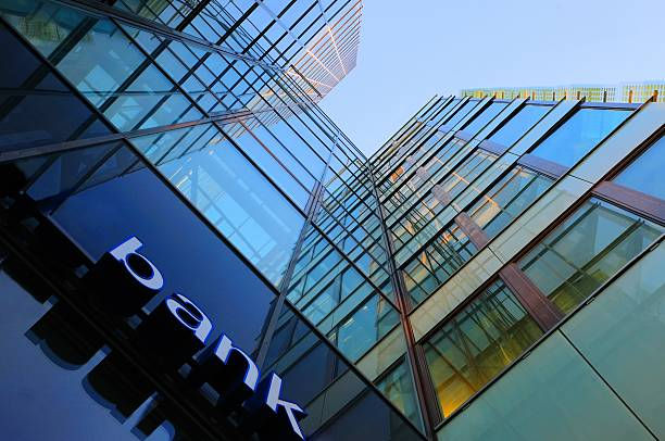 受贿136000000元，工商银行广州分行原行长顾国明被判无